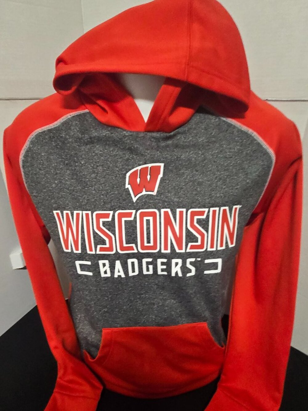 Fanatics Wisconsin Badgers Performance Hoodie Men's Medium Red Gray NCAA Pullove